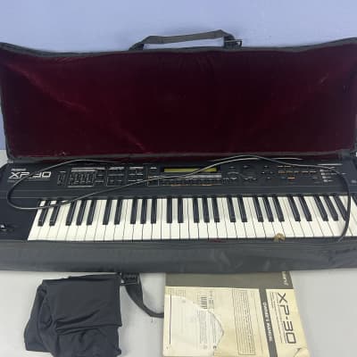 Roland XP-30 61-Key 64-Voice Expandable Synthesizer + Case/cover “All new switches”