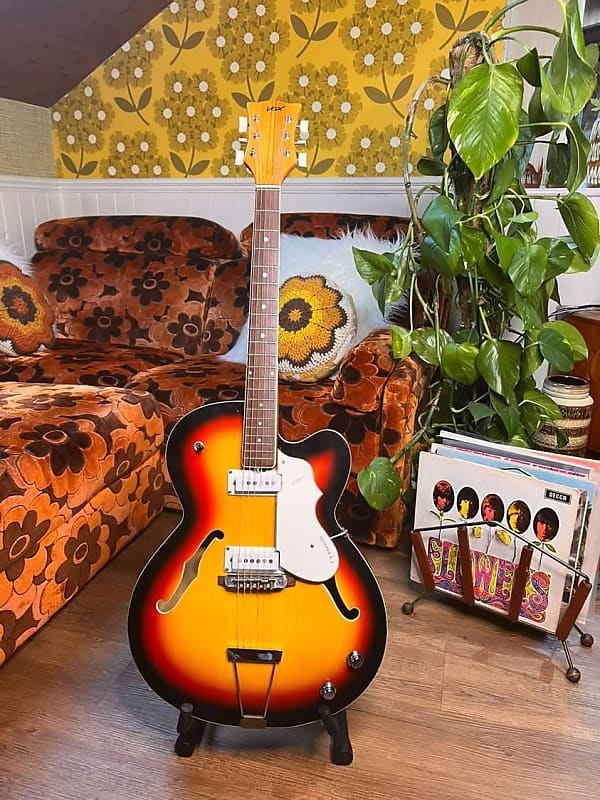 Vox Typhoon 1966-1967 - Sunburst | Reverb
