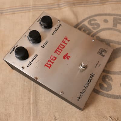 Electro-Harmonix J Mascis Ram's Head Big Muff Pi Pedal - Black Book Guitars