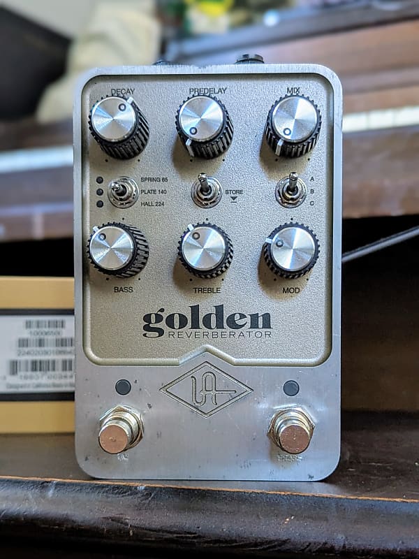 Universal Audio Golden Reverberator