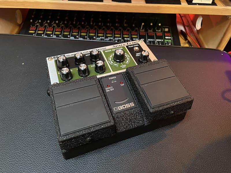 Boss RE-20 Space Echo