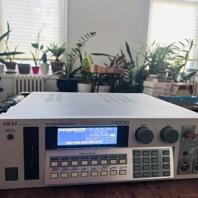 Clean AKAI S1000 MIDI Stereo Digital Sampler w 8MB RAM, New PSU, ZuluSCSI 2025, 12x16GB SD cards, Analog & Digital synth/drum libraries - (1991)