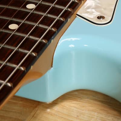 Fender Early 2001 Tom Delonge Daphne Blue Stratocaster +Bag & Tags Strat 55848 image 16