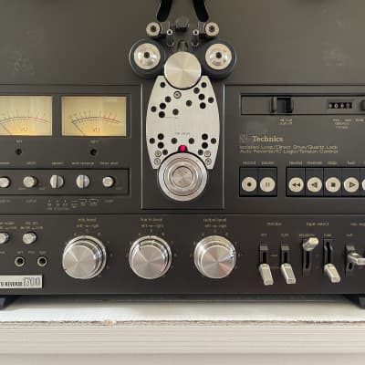 New Sunday hi-fi, with yet another iconic and beautiful reel-to- reel  machine: the Technics RS-1700! Its auto reverse functions and isolated tape  loop gave it the advantage of a better sound quality