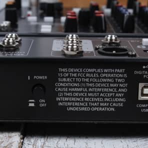 Peavey PV 10 BT Compact 10 Input Stereo Mixer with Bluetooth and Digital Effects image 10