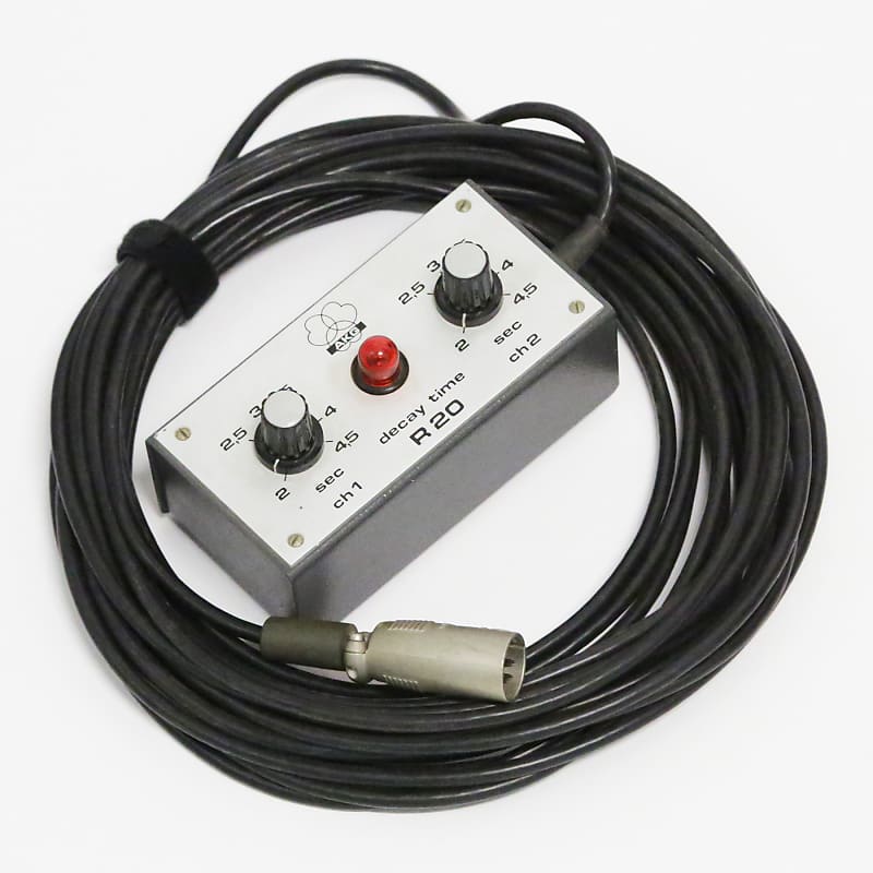 【中古】AKG BOX 20th Anniversary Edition AKG Pro Audio P420, Sliver Blue, 9.80 x 5.50 x 9.00 inches