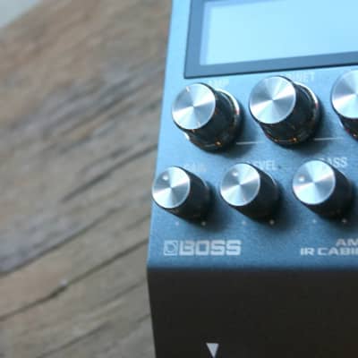 BOSS IR-200 Amp and IR Cabinet image 4