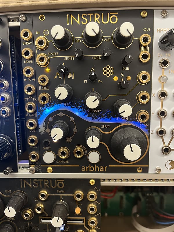 Instruo Arbhar Granular Processor with Expander Reverb
