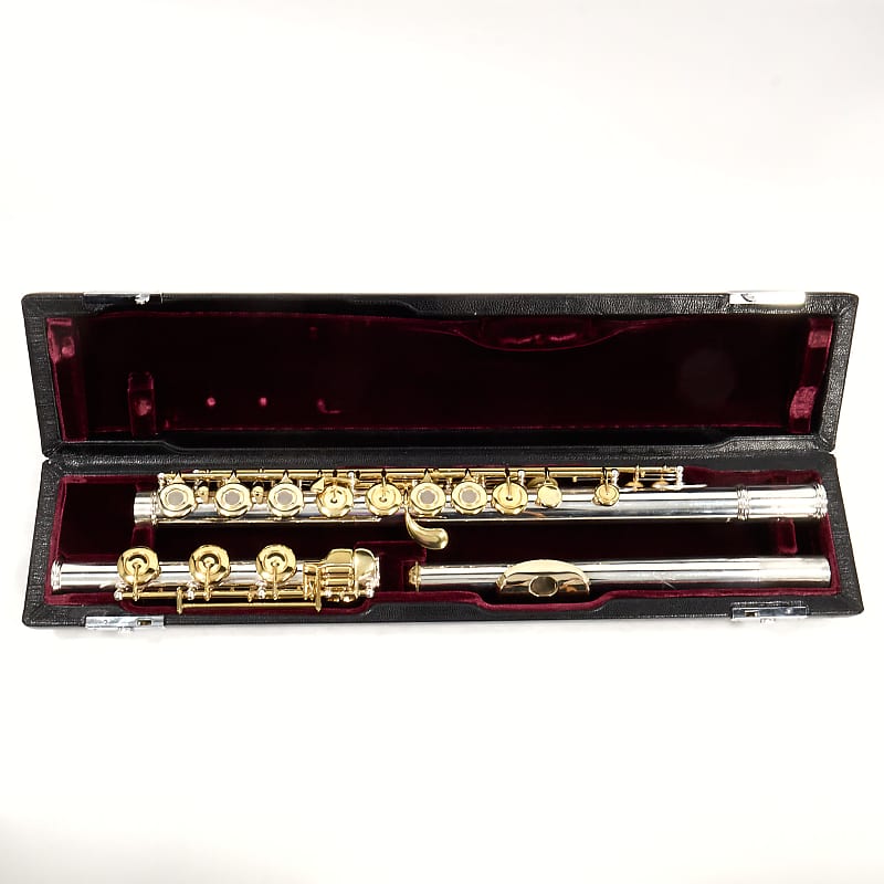 Armstrong Model 37B 'Artesia' Solid Silver Flute SN 61233461
