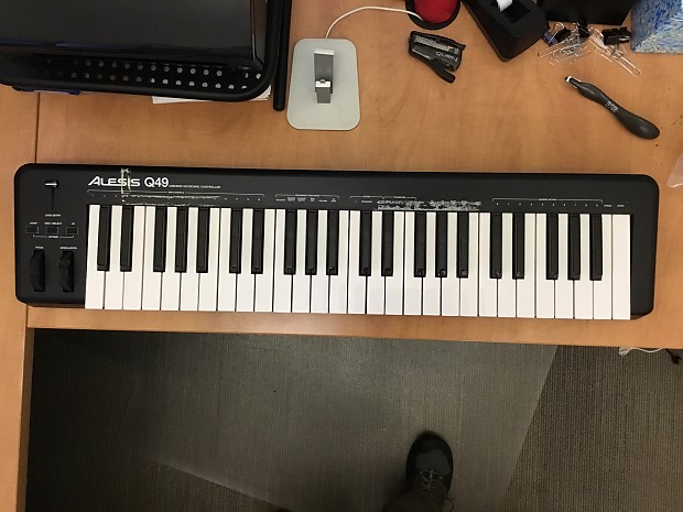 Alesis QX49 49-key USB MIDI Keyboard Controller image 1