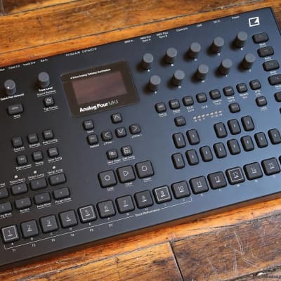 Elektron Analog Four MKII 4-Voice Tabletop Analog Synthesizer 2020 - Present - Black