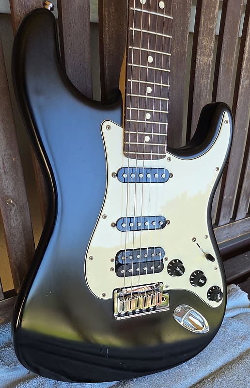 Fender Highway One Stratocaster HSS 2006 - 2011 | Reverb Canada