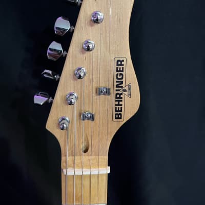 Behringer Stratocaster Style Guitar Black image 6
