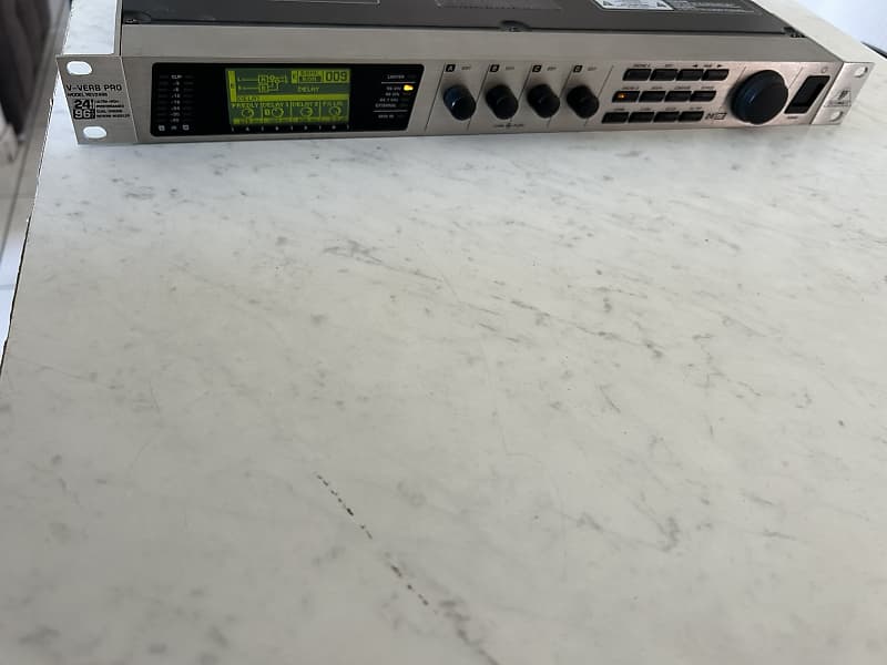 Behringer V verb pro 2496 image 1