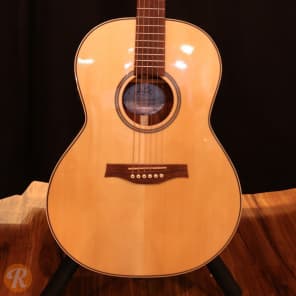 Seagull Maritime SWS Folk HG QI Reverb