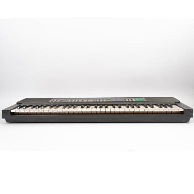 Yamaha PSR-32 61-Key Keyboard / Synthesizer with Power Supply image 5