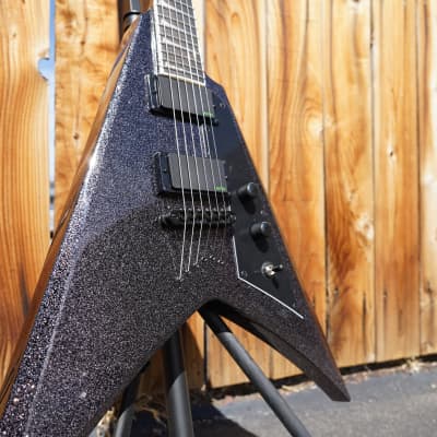 ESP LTD SIGNATURE SERIES Kirk Hammett KH-V - Black Sparkle LTD SIGNATURE SERIES Kirk Hammett KH-V Black Sparkle 6-String Electric Guitar w/ Case (2023) image 5