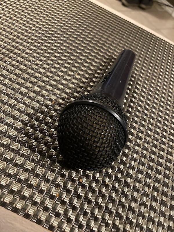 エレクトロボイス cobalt Co5 ヴォーカル用ダイナミックマイク Electro-Voice Co5 | RecordingHacks.com