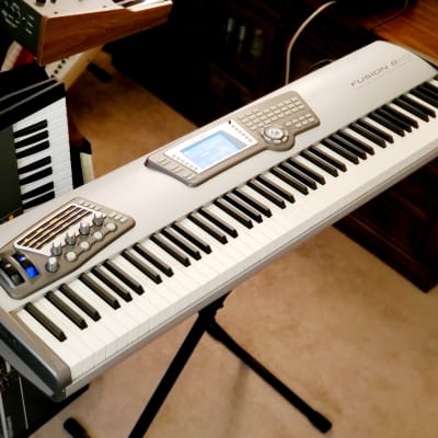 MUST SEE!!! ALESIS FUSION 8HD STILL IN ORIGINAL BOX, SERVICED AND IN AMAZING CONDITION!