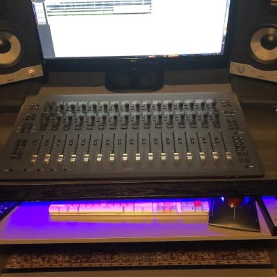 Avid S3 16-Fader Pro Tools Control Surface image 1