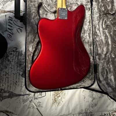 Fender Fender American Professional Jazzmaster Electric Guitar, 2017 - Rosewood Fingerboard, Candy Apple Red image 4
