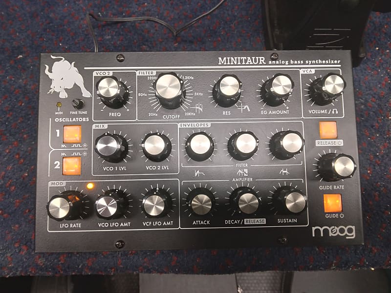 Moog Minitaur in Black | Reverb