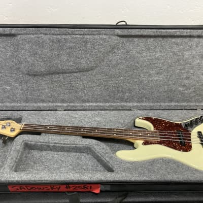 Sadowsky Tom Hamilton's Aerosmith, NYC Fretless Jazz Bass (#84) - Mary Kaye image 4