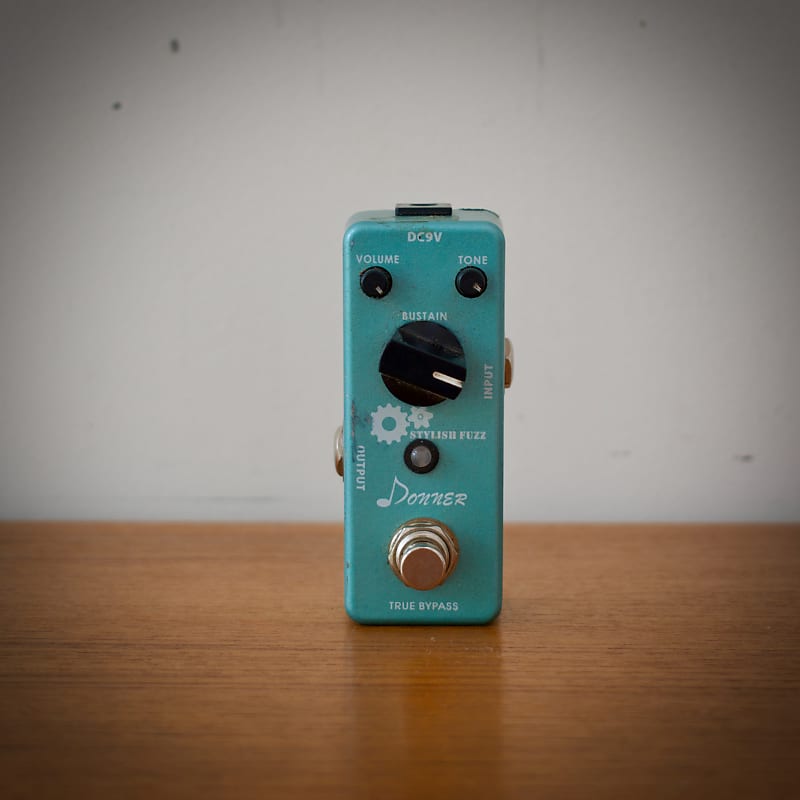 Donner Stylish Fuzz