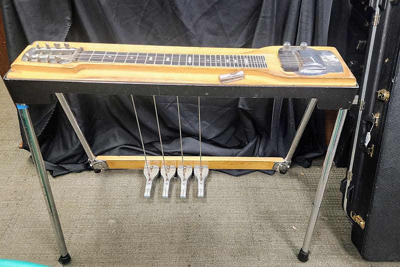 Fender 400 Pedal Steel Guitar