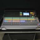 Yamaha TF5 Digital Mixing Console. Gator RoadCase with Doghouse. Ready for Tour or Install.