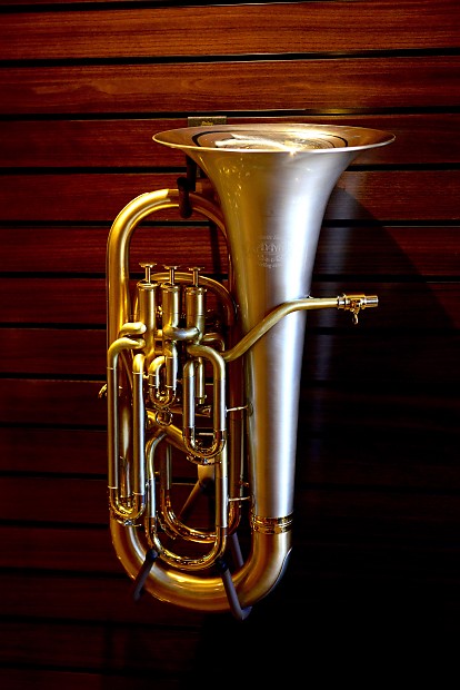 Adams e1 deals euphonium
