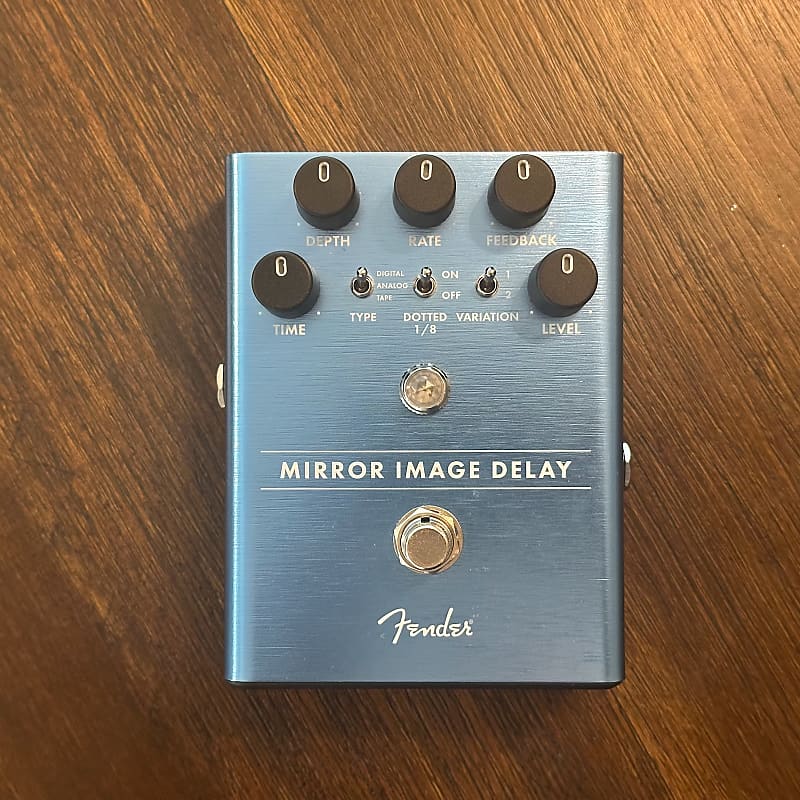 Fender Mirror Image Delay