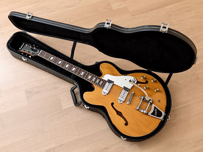 1999 Epiphone Casino Hollowbody Guitar Natural w/ 1 11/16