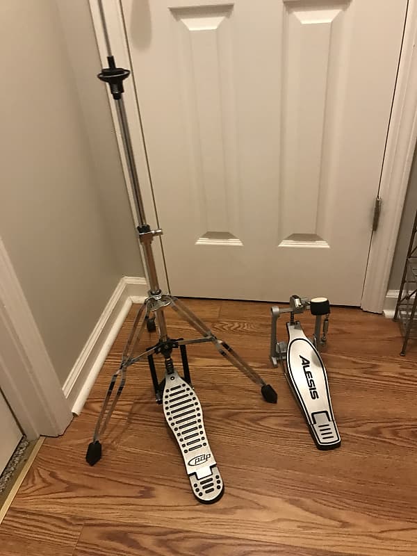 Alesis and PDP. Bass pedal and Hi hat stand. Reverb