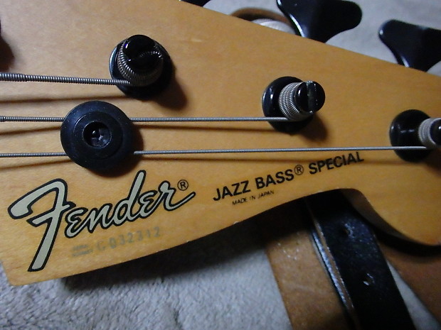 Fender Japan / Jazz Bass Special Cシリアル