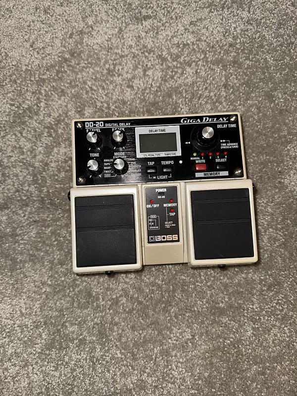 Boss DD-20 Giga Delay