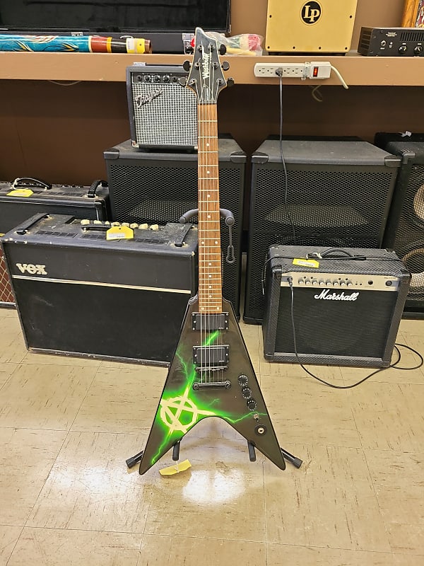 Washburn WV16GBG1 VClass Anarchy Reverb