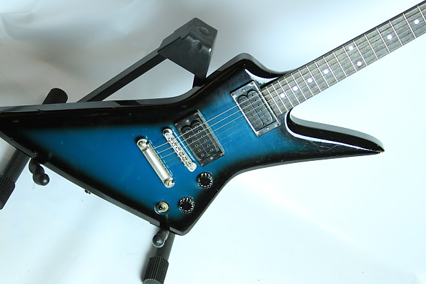 Takamine explorer hot sale