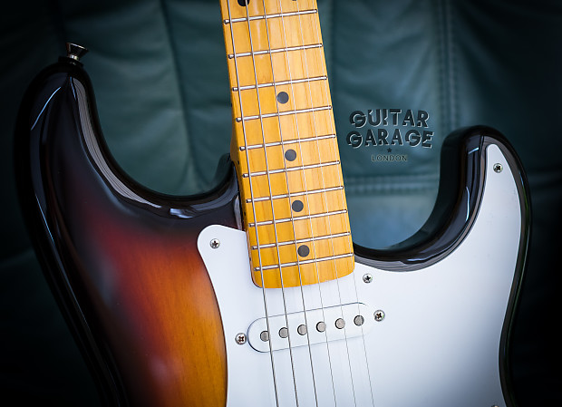 2013 Fender Japan Stratocaster 58 Vintage Reissue Sunburst 2013 Fender Japan Stratocaster 58 Vintage Reissue Sunburst