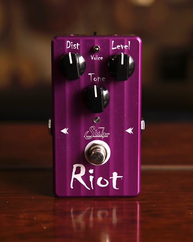 Suhr Riot Distortion Pedal | Reverb Canada