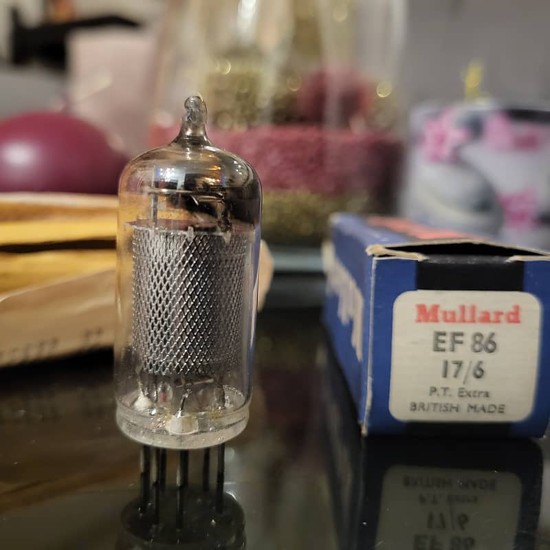 Mullard Blackburn EF86 6267 early type Year 1955 big mesh Mullard Blackburn EF86 6267 early type Year 1955 big mesh