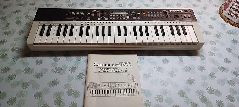 CASIO ポータサウンド カシオトーン MT-70 CASIO MT-70 Synthesizer