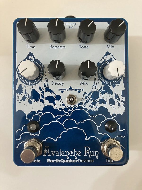 EarthQuaker Devices Avalanche Run Stereo Reverb & Delay with Tap Tempo