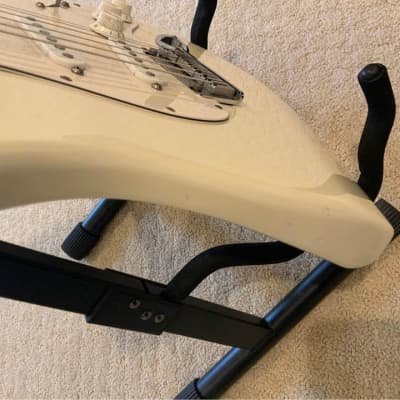 Fender Stratocaster Standard 1989 White image 3