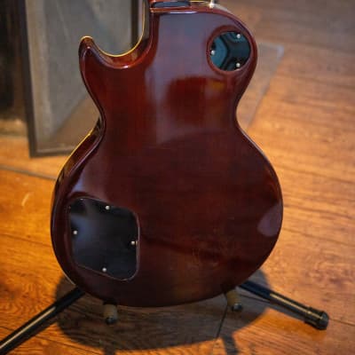 Heerby レスポール LS-700BS?