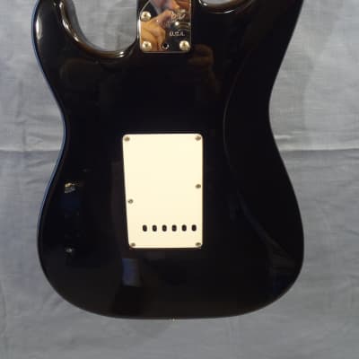 Fender MIJ Stratocaster 1989 Black original left hand model image 6