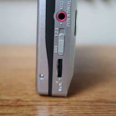 Sony WM-GX688 Walkman Radio/Recorder image 4