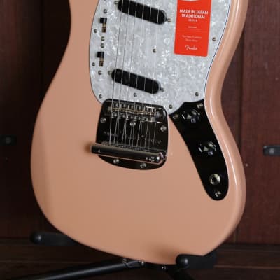 Fender Traditional 70's Mustang Guitar Made in Japan Fender Traditional 70's Mustang Guitar Made in Japan