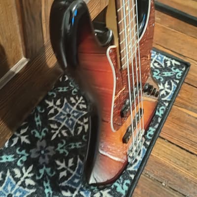 2013 Fender American Standard Jazz Bass image 3