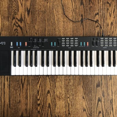 Yamaha PSR-11 1986 Vintage FM Synthesizer Keyboard | Reverb